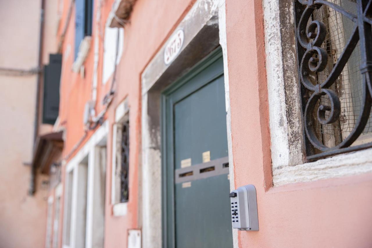 San Maurizio Apartment Venice Luaran gambar